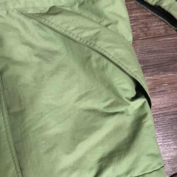❄️lime green ski jacket w/ accessories - Picture 6 of 15